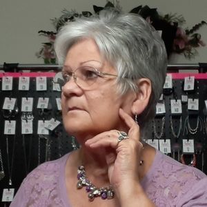 Meet your Posher, Doris f